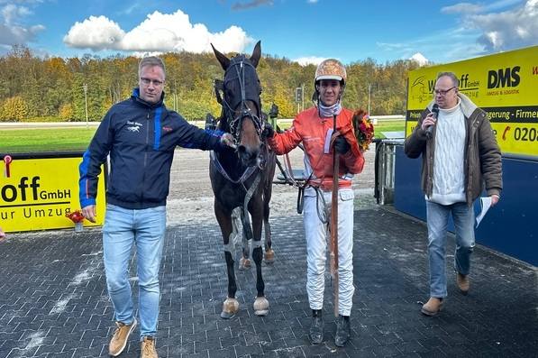 © GelsenTrabPark: Mit ihrem Sieg sicherten Tom Karten und Maharani die Grundlage für die Teilnahme an der WM-Amateurmeisterschaft.